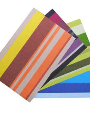 Plastové tkané prestieranie TORO 45x30cm prúžky MIX farieb Možnosť: ZELENÁ